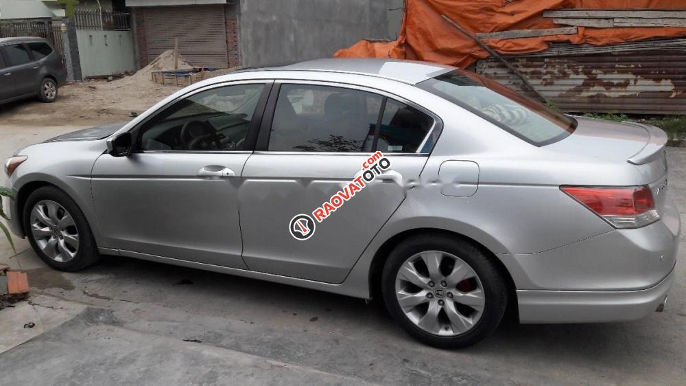 Bán gấp Honda Accord 2.4 sản xuất 2008, màu bạc, xe nhập-0
