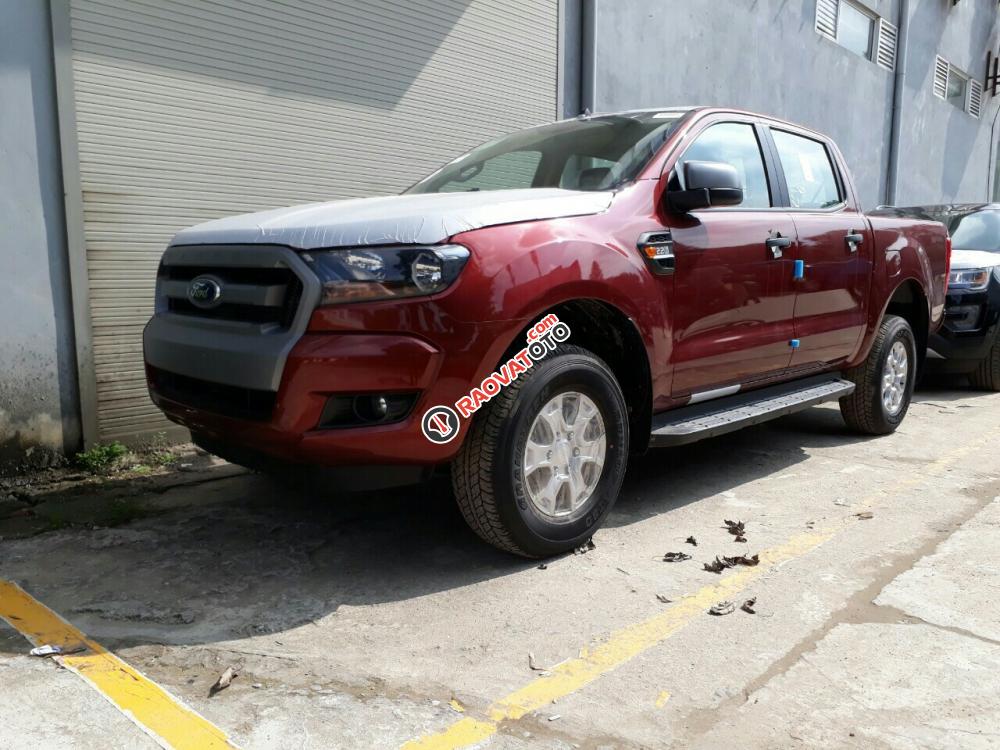 Bán ô tô Ford Ranger XLS AT đời 2017, màu đỏ, nhập khẩu. Hỗ trợ ngân hàng 90% giá trị xe-4