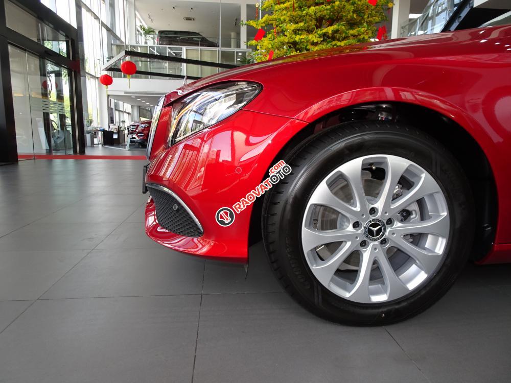 Mua Mercedes-Benz E200 Exclusive new 2020 với giá tốt nhất thời điểm này - Bank hỗ trợ 80%-11