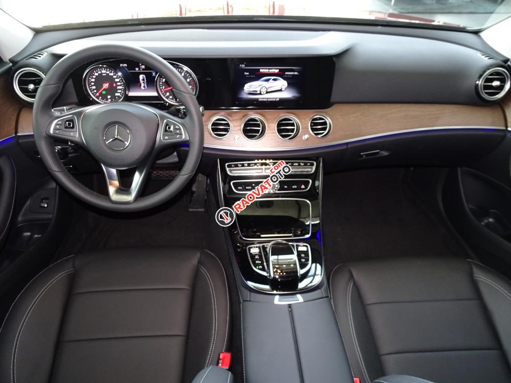 Mua Mercedes-Benz E200 Exclusive new 2020 với giá tốt nhất thời điểm này - Bank hỗ trợ 80%-2