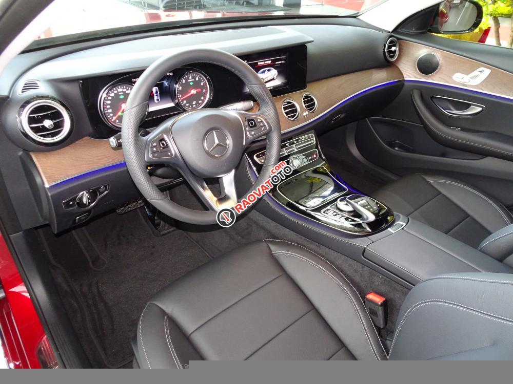 Mua Mercedes-Benz E200 Exclusive new 2020 với giá tốt nhất thời điểm này - Bank hỗ trợ 80%-15