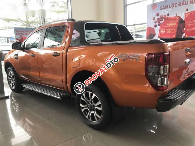 Cần bán xe Ford Ranger Wildtrak 3.2L AT đời 2017, màu vàng đồng-5