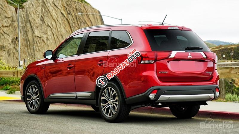 Mitsubishi Vinh Nghệ An bán xe Outlander 7 chỗ Nhật Bản, hỗ trợ tối đa-3