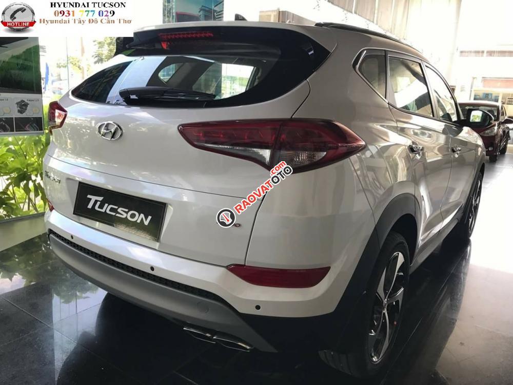 Bán Hyundai Tucson 2017 - tặng ngay 80tr khi lấy xe trong tháng 10-1