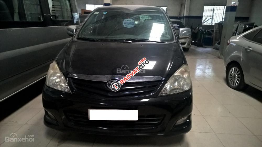 Cần bán Toyota Innova G đời 2011, màu đen, giá 483tr, xe không lỗi, BH 1 năm-3