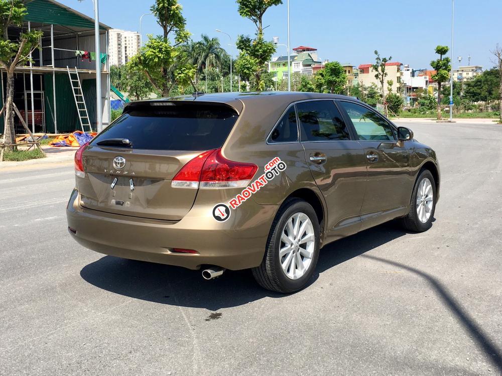 Cần bán xe Toyota Venza 2.7 Limitted sang trọng-2