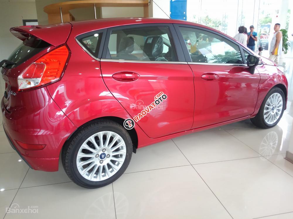 Ford Fiesta Sport 2017- giá mới khuyến mãi mới, hỗ trợ vay 85% LS ưu đãi, ổn định, LH ngay 0901.898.233-2