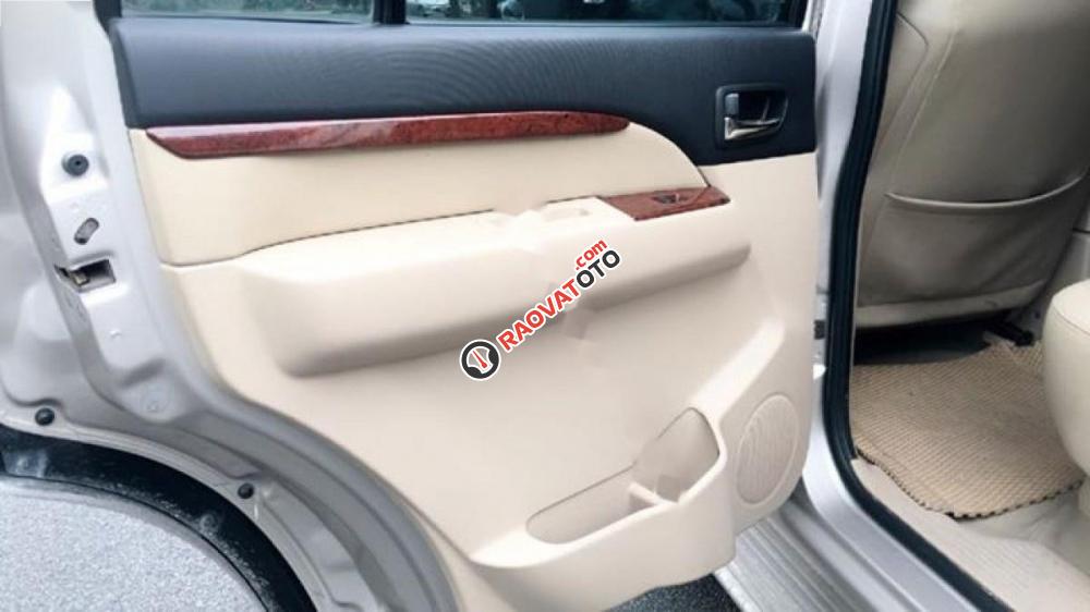 Cần bán xe Ford Everest 2.5 sản xuất 2010 chính chủ giá cạnh tranh-5