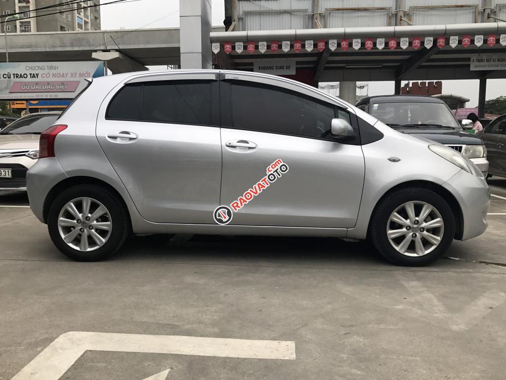 Cần bán Toyota Yaris 1.3 2007, màu bạc, nhập khẩu, giá chỉ 355 triệu-1