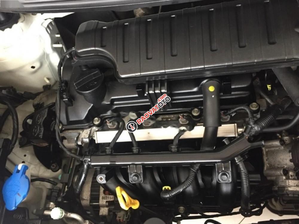 Cần bán gấp Kia Morning S AT sản xuất năm 2015, màu trắng, giá 339tr-3