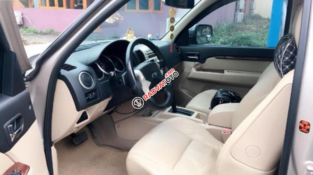 Cần bán xe Ford Everest 2.5 sản xuất 2010 chính chủ giá cạnh tranh-1