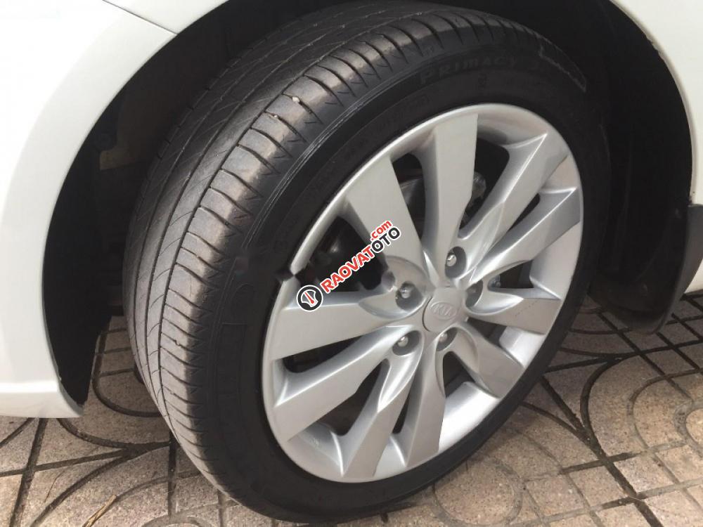 Bán Kia Forte AT sản xuất 2013, màu trắng, giá 465tr-9