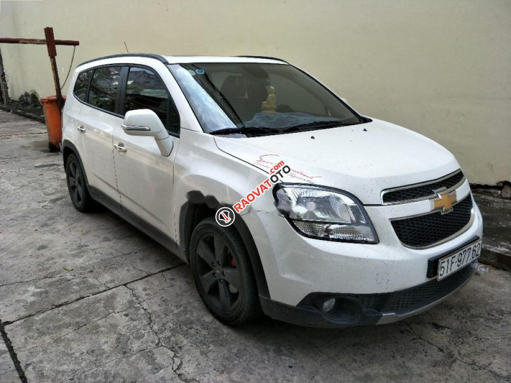 Bán Chevrolet Orlando 1.8LTZ năm 2016, màu trắng xe gia đình, giá chỉ 555 triệu-1