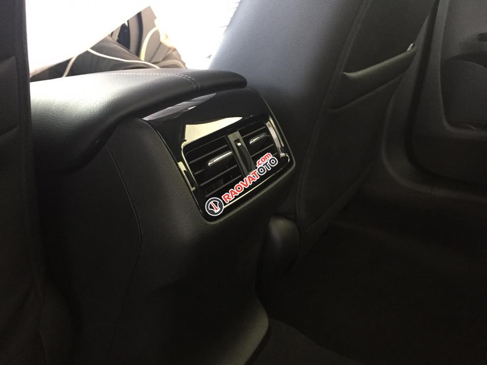 Bán Honda Accord 2018 nhập khẩu, giảm giá cực sâu 1 tỷ 390tr nay chỉ còn 1tỷ 198tr-1