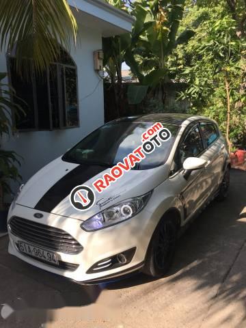 Cần bán gấp Ford Fiesta S sản xuất 2014, màu trắng xe gia đình, 455 triệu-0