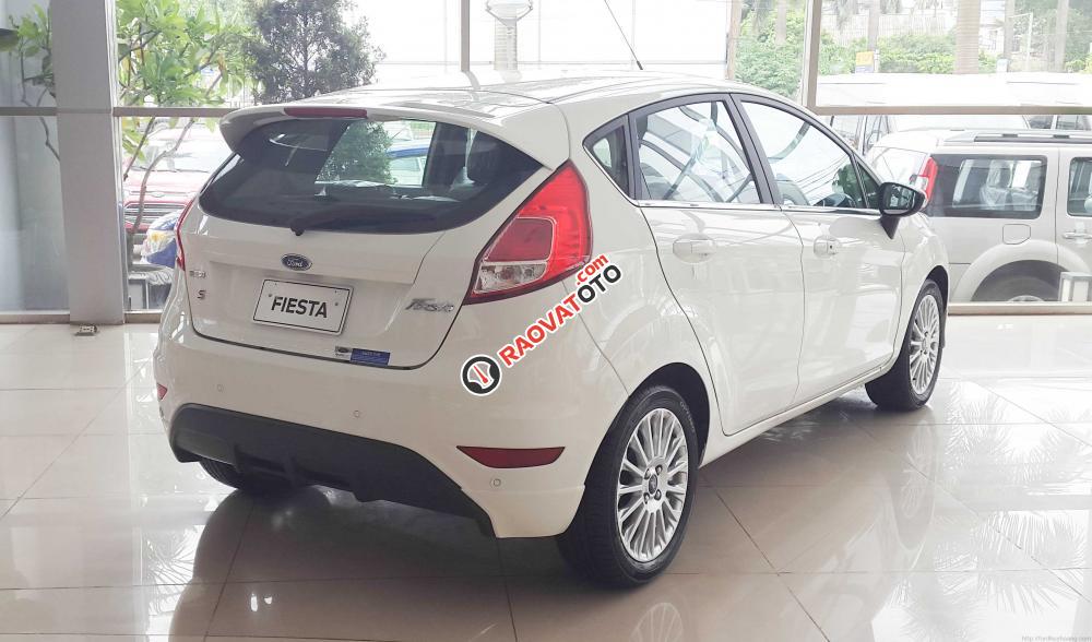 Cần bán xe Ford Fiesta1.0L Ecoboost giảm giá tới 50tr + nhiều phụ kiện hấp dẫn-2