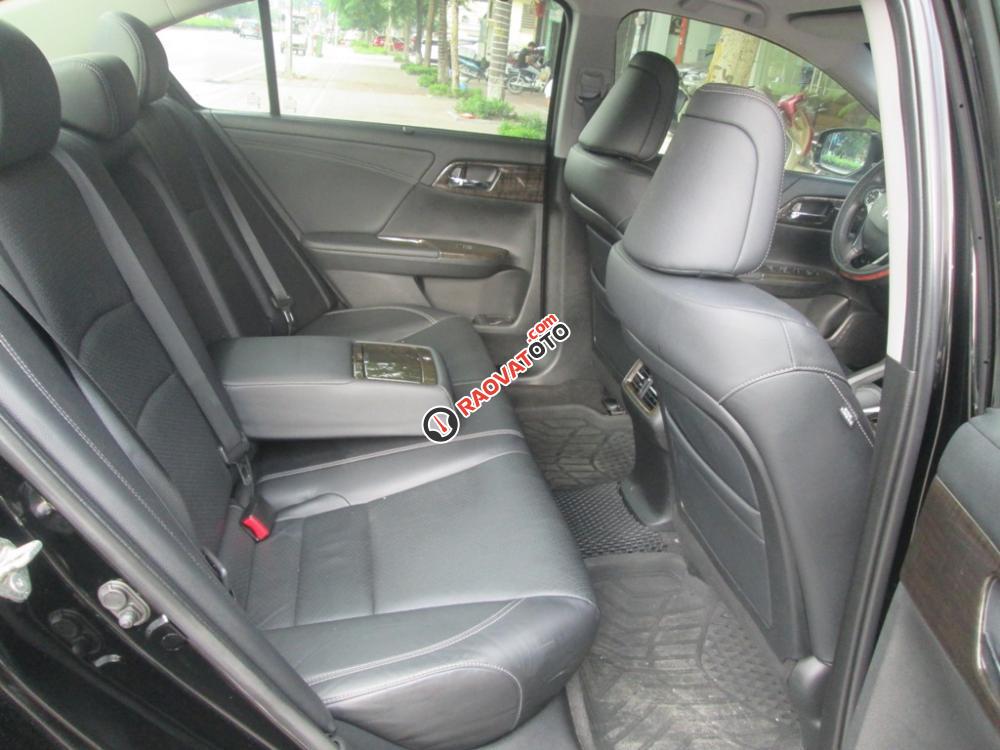 Honda Accord 2.4 sản xuất 2014, model 2015, màu đen-11