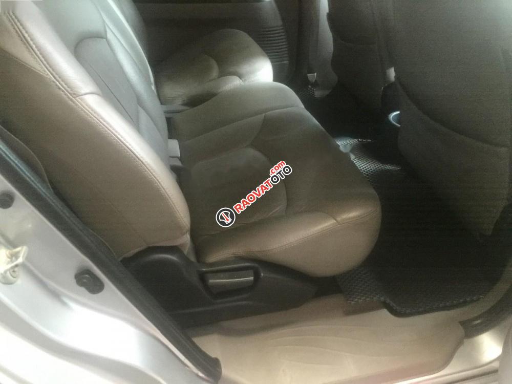 Bán ô tô Mitsubishi Grandis 2.4 đời 2005, màu bạc, giá 330tr-0