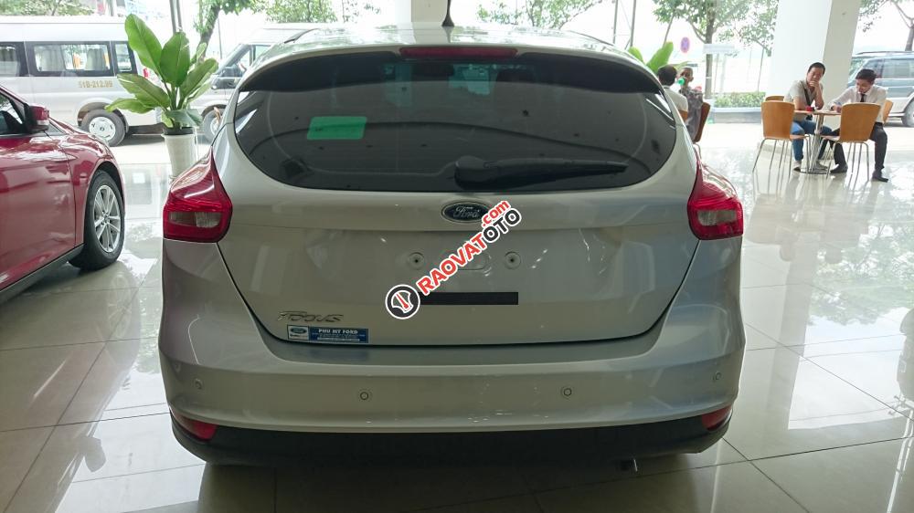 Cần bán xe Ford Focus Trend giá tốt-4