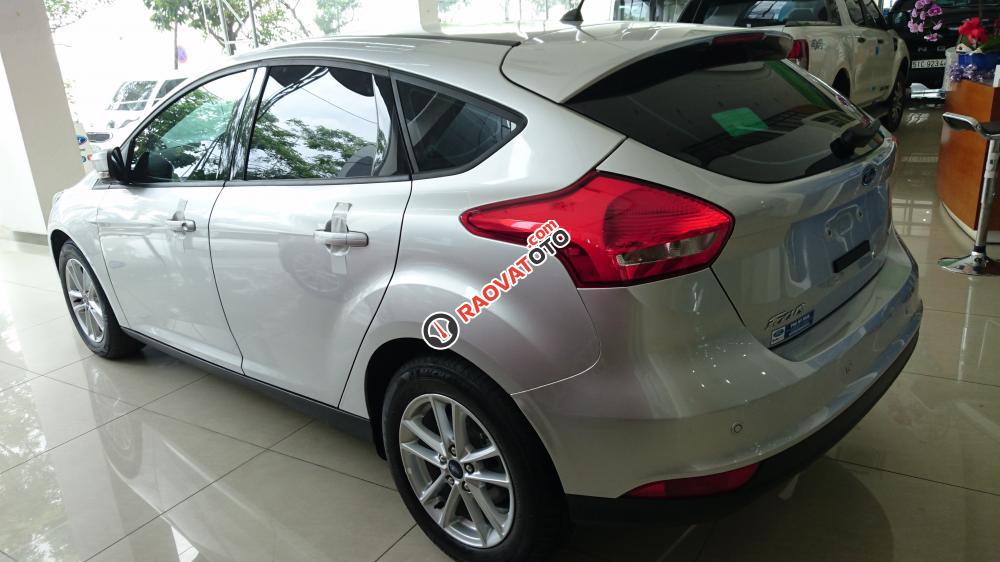 Cần bán xe Ford Focus Trend giá tốt-3