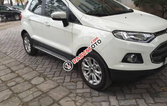 Bán Ford EcoSport Titanium AT năm 2016, màu trắng, 565tr-1