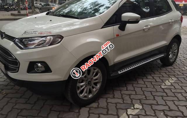 Bán Ford EcoSport Titanium AT năm 2016, màu trắng, 565tr-4
