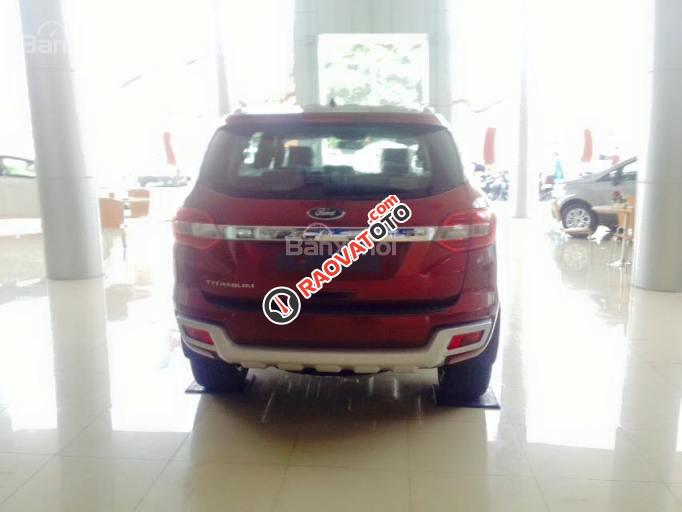 Cần bán Ford Everest Titanium 2.2L đời 2017, màu đỏ, nhập khẩu nguyên chiếc-0