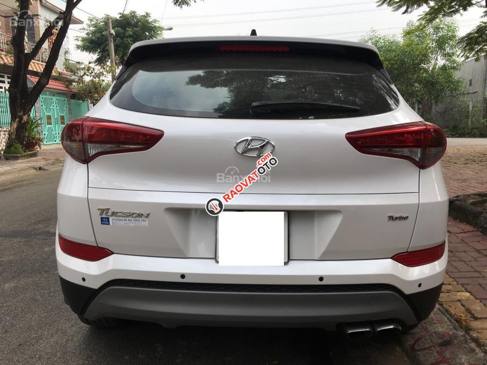 Bán xe Tucson giá 760 triệu, hỗ trợ trả góp và giao xe ngay Lh 0933016693-2