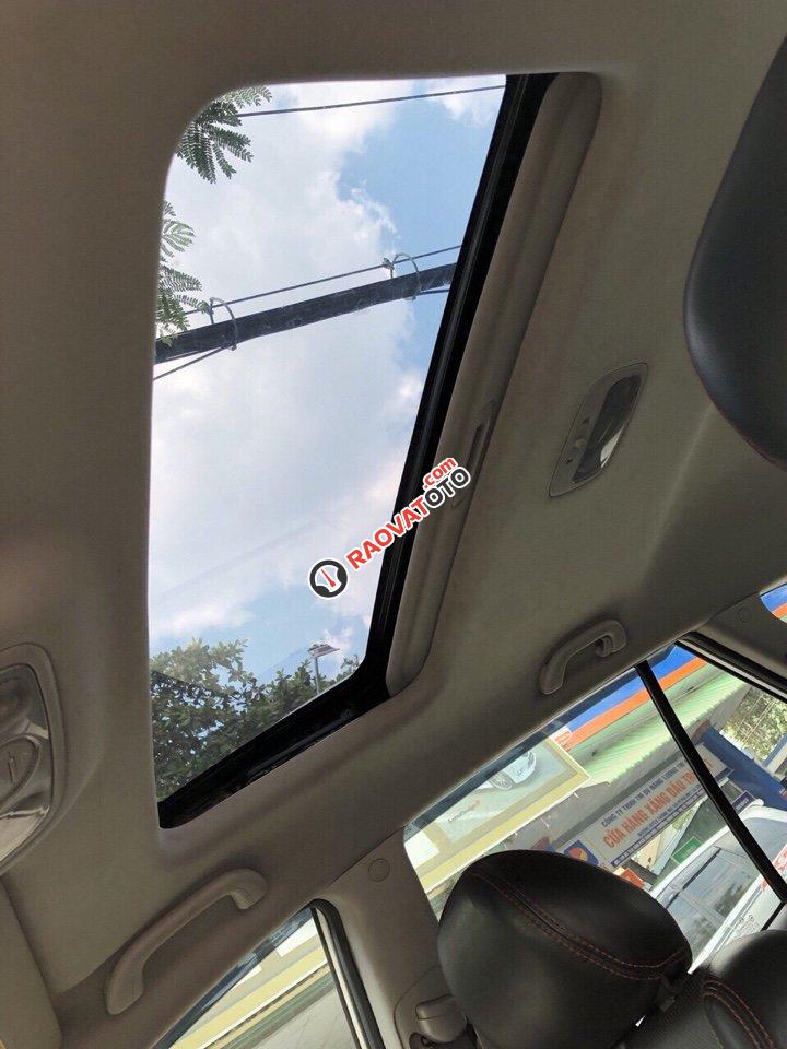 Cần bán lại xe Kia Carens SX năm sản xuất 2012, màu trắng, giá 418tr-7