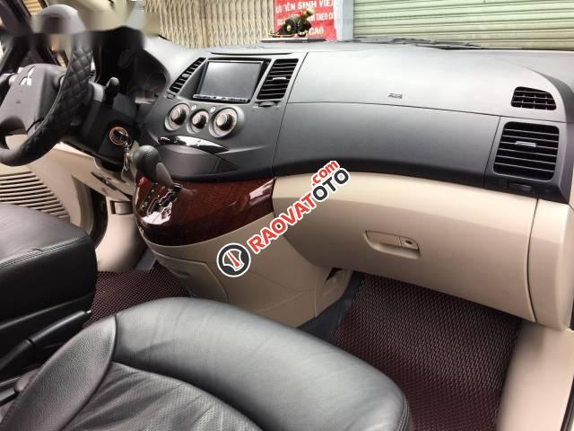 Bán Mitsubishi Grandis 2.4 năm 2008, màu bạc -4