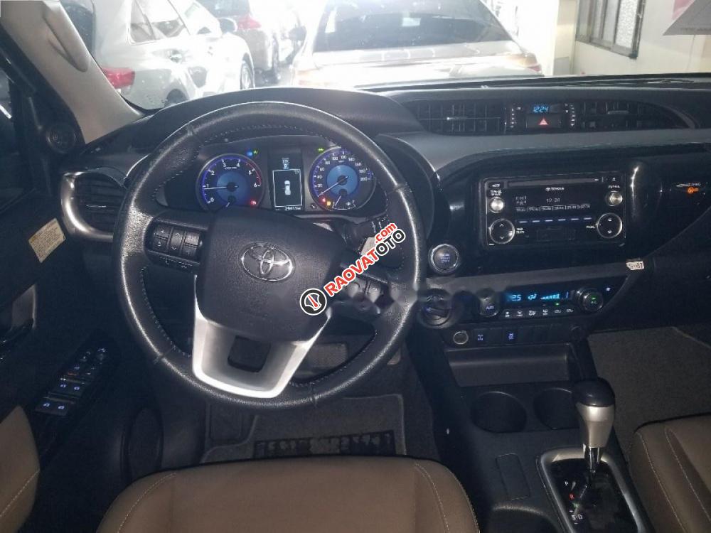 Bán Toyota Hilux 3.0G đời 2015, màu bạc, nhập khẩu-5