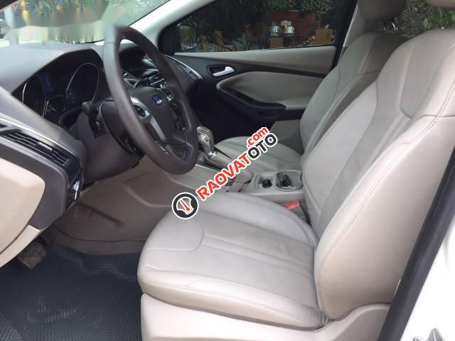 Bán xe Ford Focus Titanium đời 2014, màu trắng-2