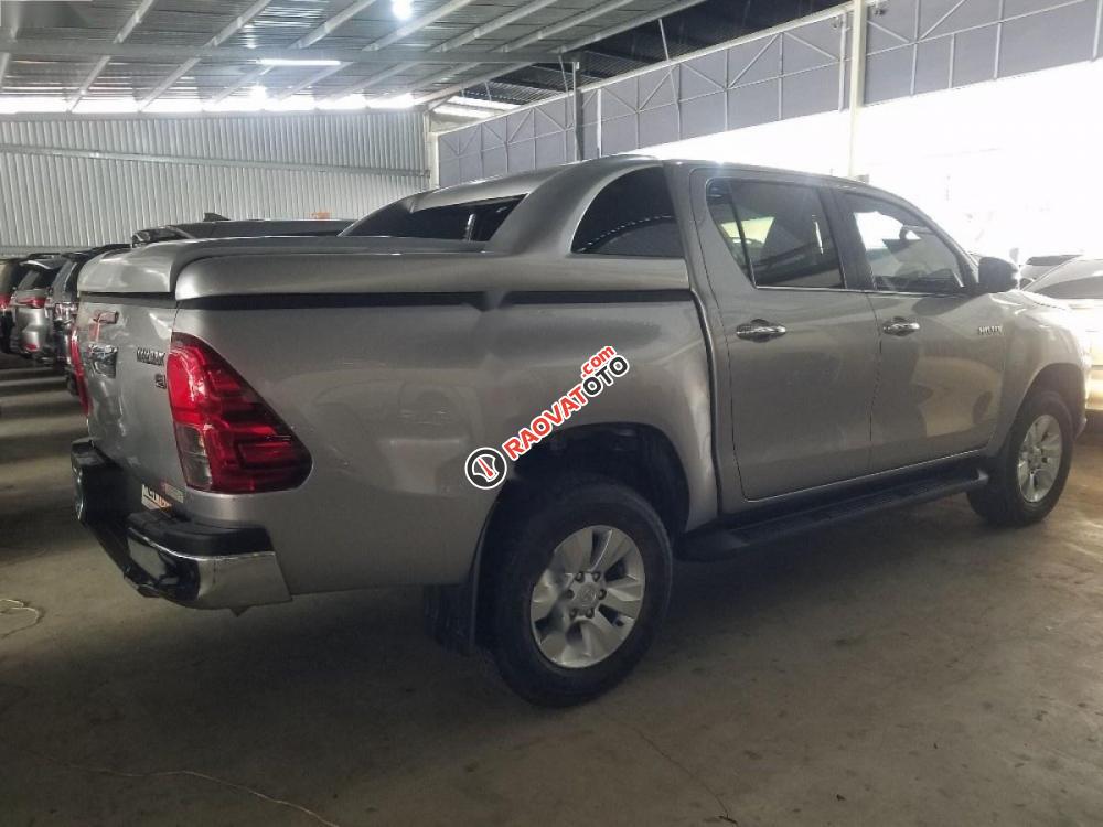 Bán Toyota Hilux 3.0G đời 2015, màu bạc, nhập khẩu-1