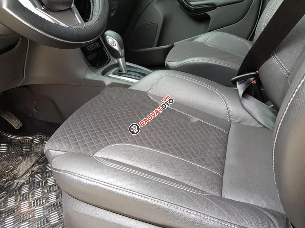 Bán xe Ford Fiesta 1.0 sản xuất năm 2015, màu trắng chính chủ, giá 495tr-5