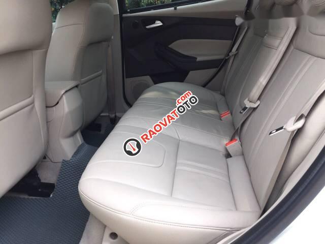 Bán xe Ford Focus Titanium đời 2014, màu trắng-1