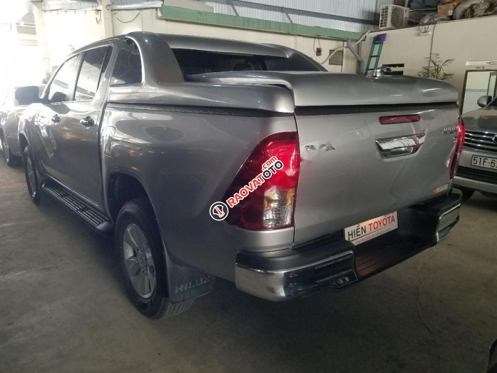 Bán Toyota Hilux 3.0G đời 2015, màu bạc, nhập khẩu-2