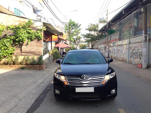 Cần bán Toyota Venza 2.7L đời 2010, màu đen -9