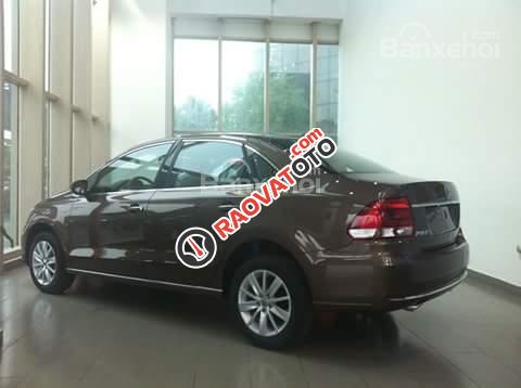 Xe nhập Đức Volkswagen Polo Sedan 1.6L GP, màu nâu -Cam kết giá tốt. LH Hương 0902.608.293-3