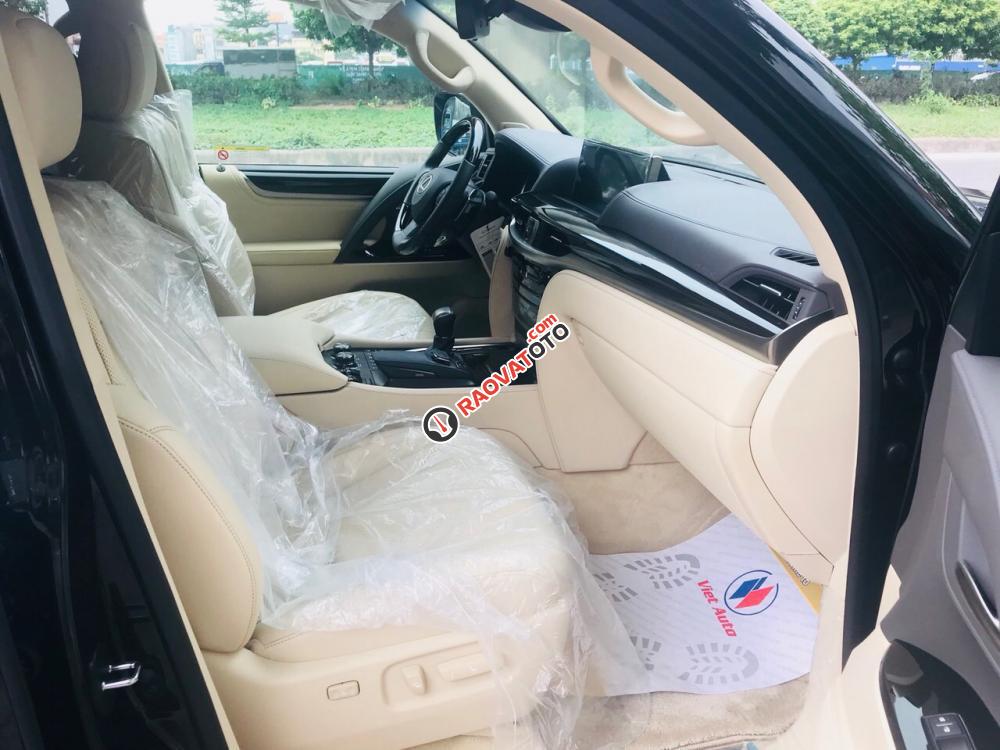 Cam kết giao ngay Lexus LX 570 đời 2017, có phanh khoảng cách (Trắng, đen) -LH Mr Đình 0904927272-3