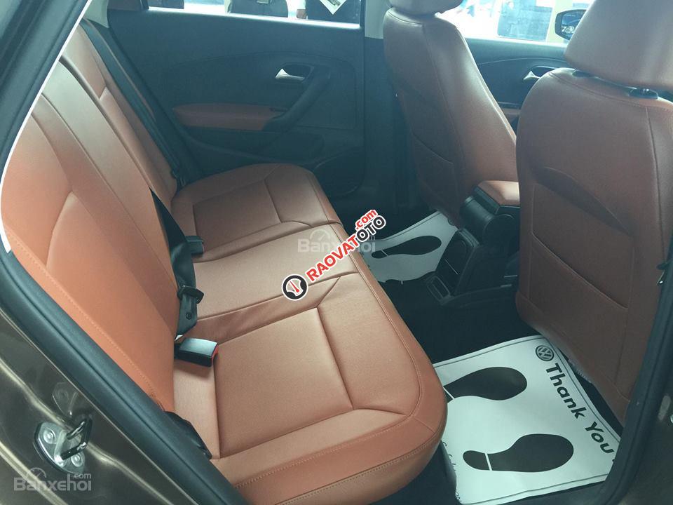 Xe nhập Đức Volkswagen Polo Sedan 1.6L GP, màu nâu -Cam kết giá tốt. LH Hương 0902.608.293-6