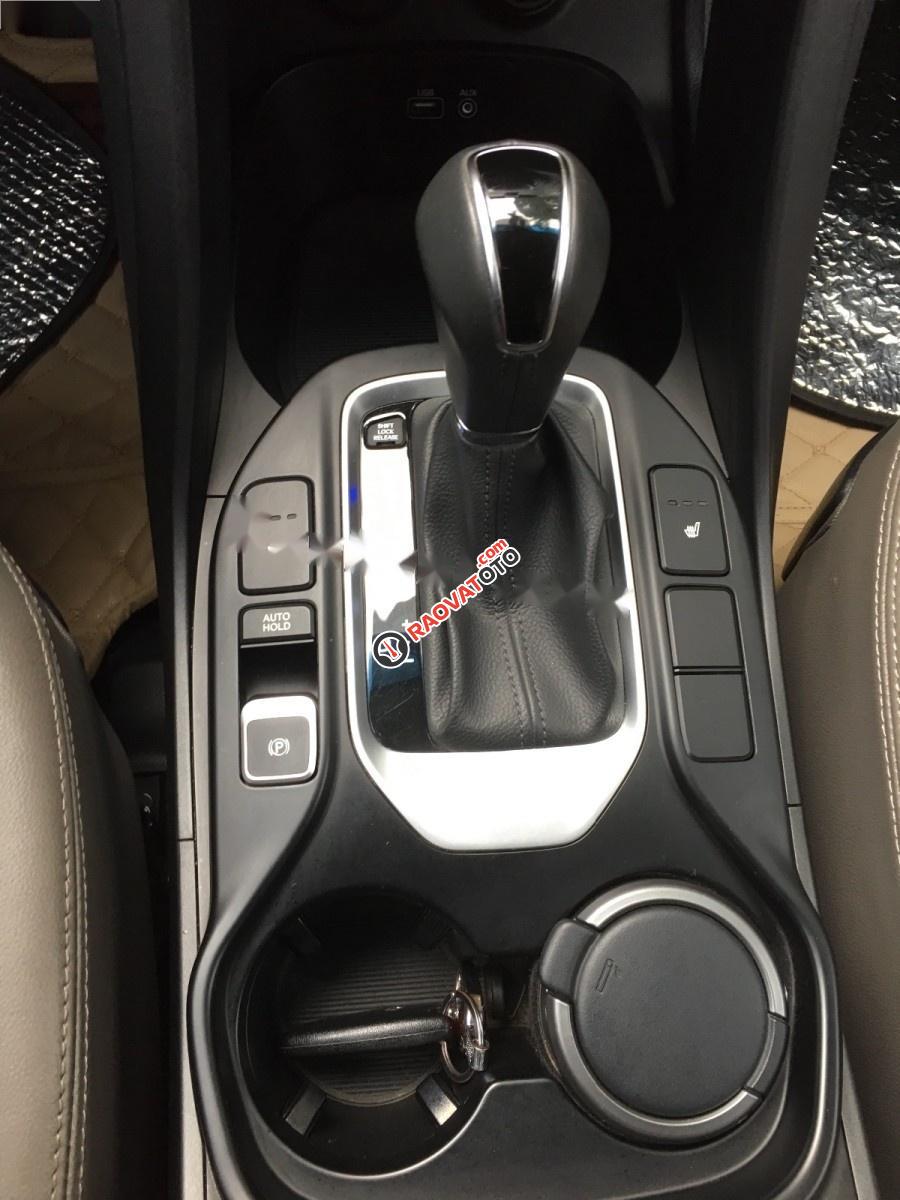 Cần bán lại xe Hyundai Santa Fe 2.2 đời 2016, màu đen-0