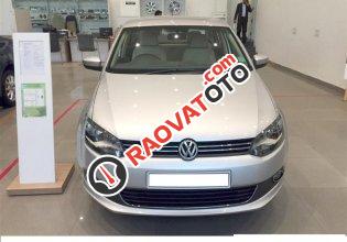 Xe Nhập Volkswagen Polo Sedan 1.6l GP 2016, màu bạc. Cạnh tranh với Honda City - LH Hương 0902.608.293-5