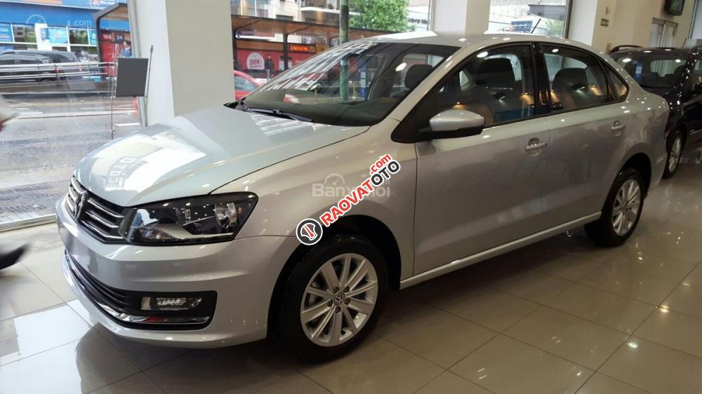 Xe Nhập Volkswagen Polo Sedan 1.6l GP 2016, màu bạc. Cạnh tranh với Honda City - LH Hương 0902.608.293-7