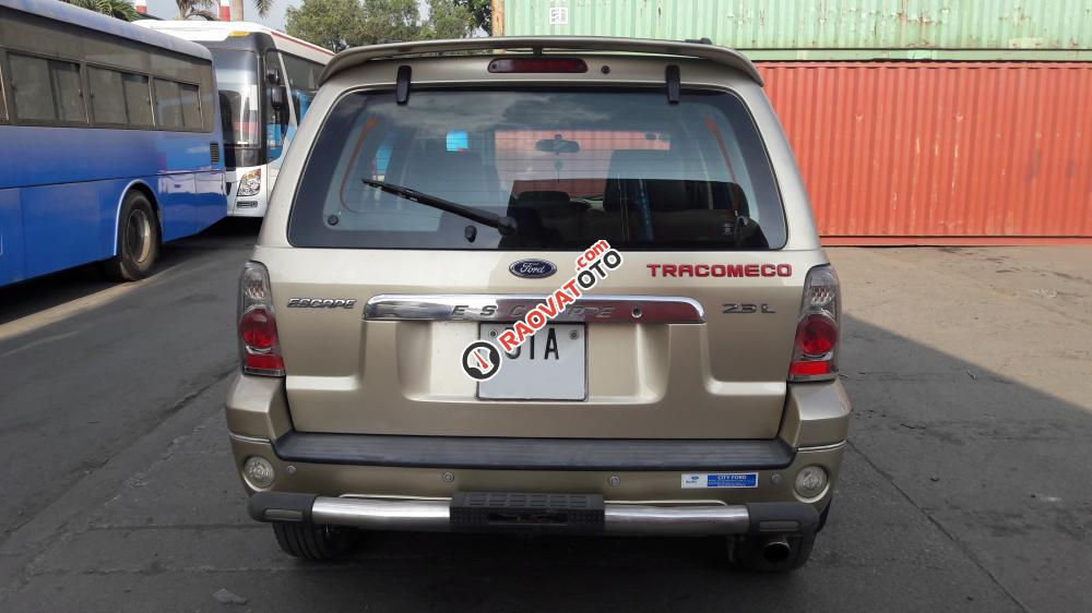 Bán ô tô Ford Escape 2.3L 2004, màu ghi vàng, giá 275tr-2