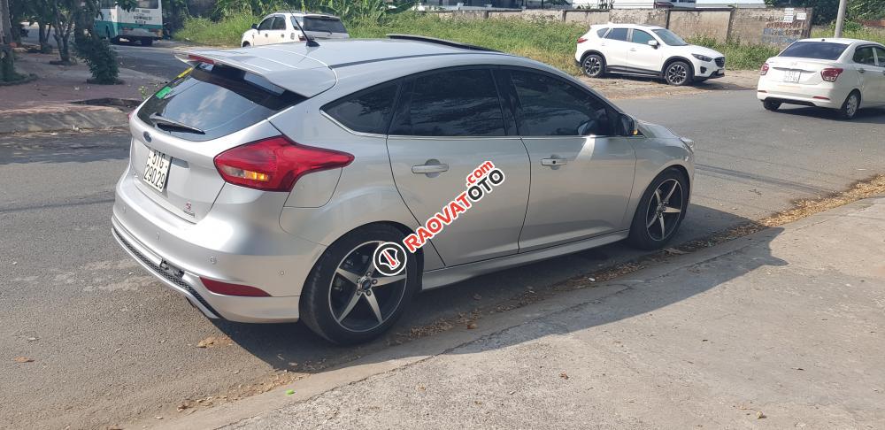 Bán Ford Focus 1.5L Ecoboost Sport đăng ký 2017, giá chỉ 680 triệu-1