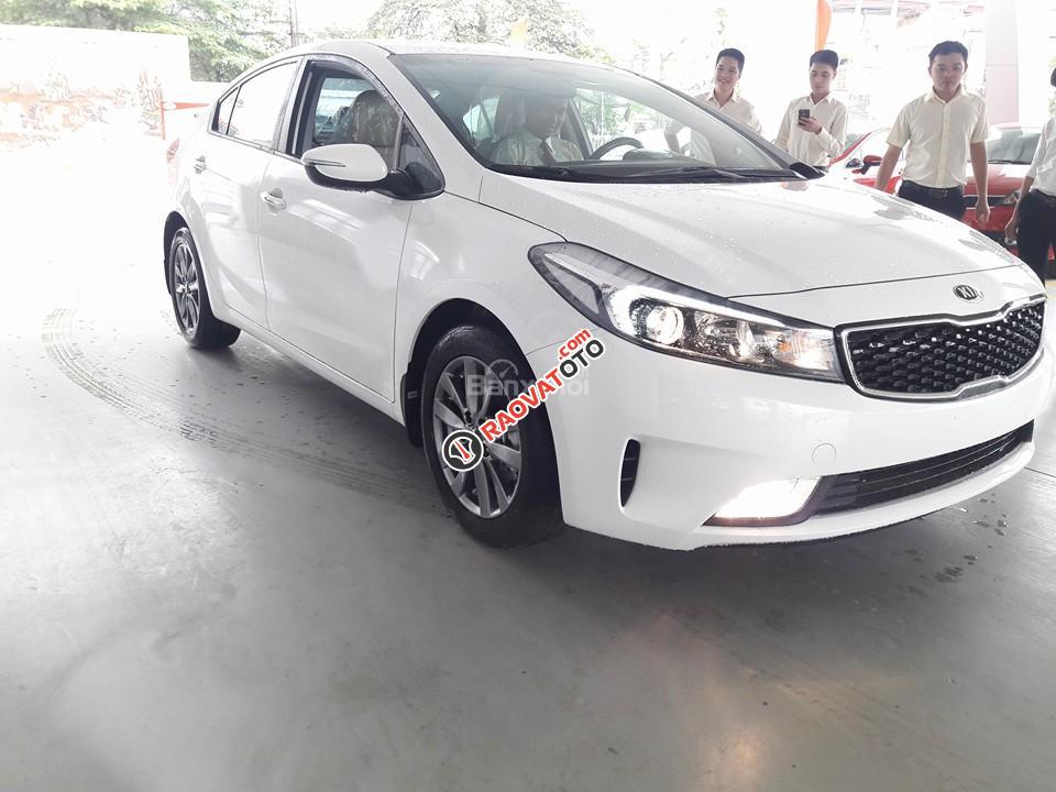 Bán Kia Cerato số tự động, số sàn, đủ màu, giao xe ngay-8