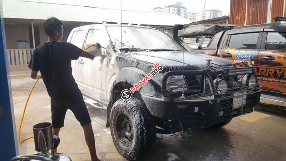 Cần bán gấp Nissan Navara LE đời 2012, màu đen, nhập khẩu, giá tốt-4