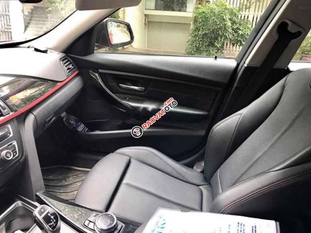 Cần bán gấp BMW 3 Series 328i đời 2012, màu đỏ, nhập khẩu-5