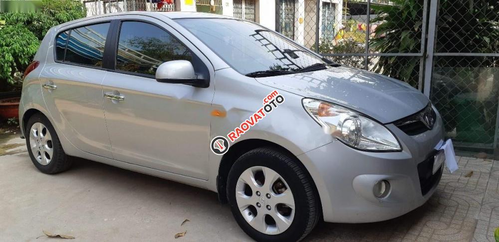 Bán Hyundai i20 AT sản xuất 2012, màu bạc, xe nhập  -5