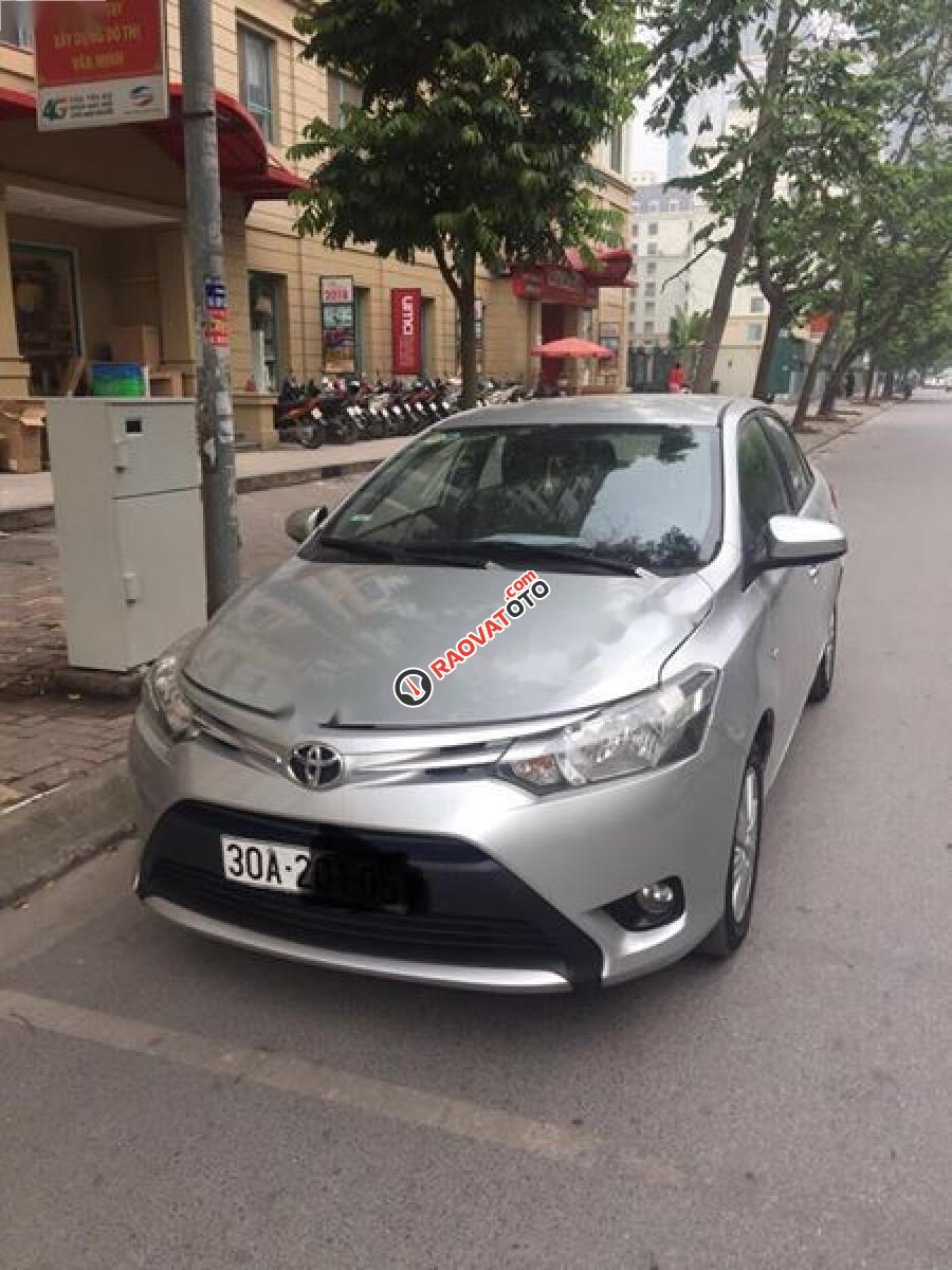 Bán Toyota Vios J đời 2014, màu bạc -1